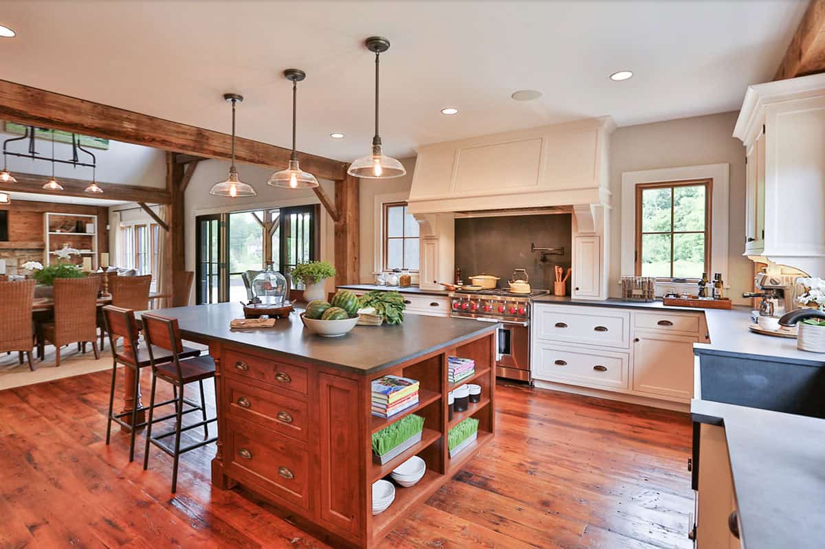 farmhouse style kitchen
