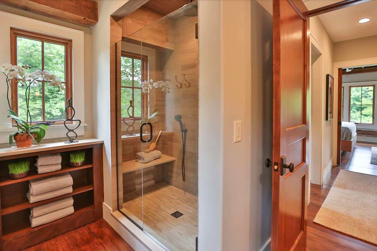 farmhouse style bathroom