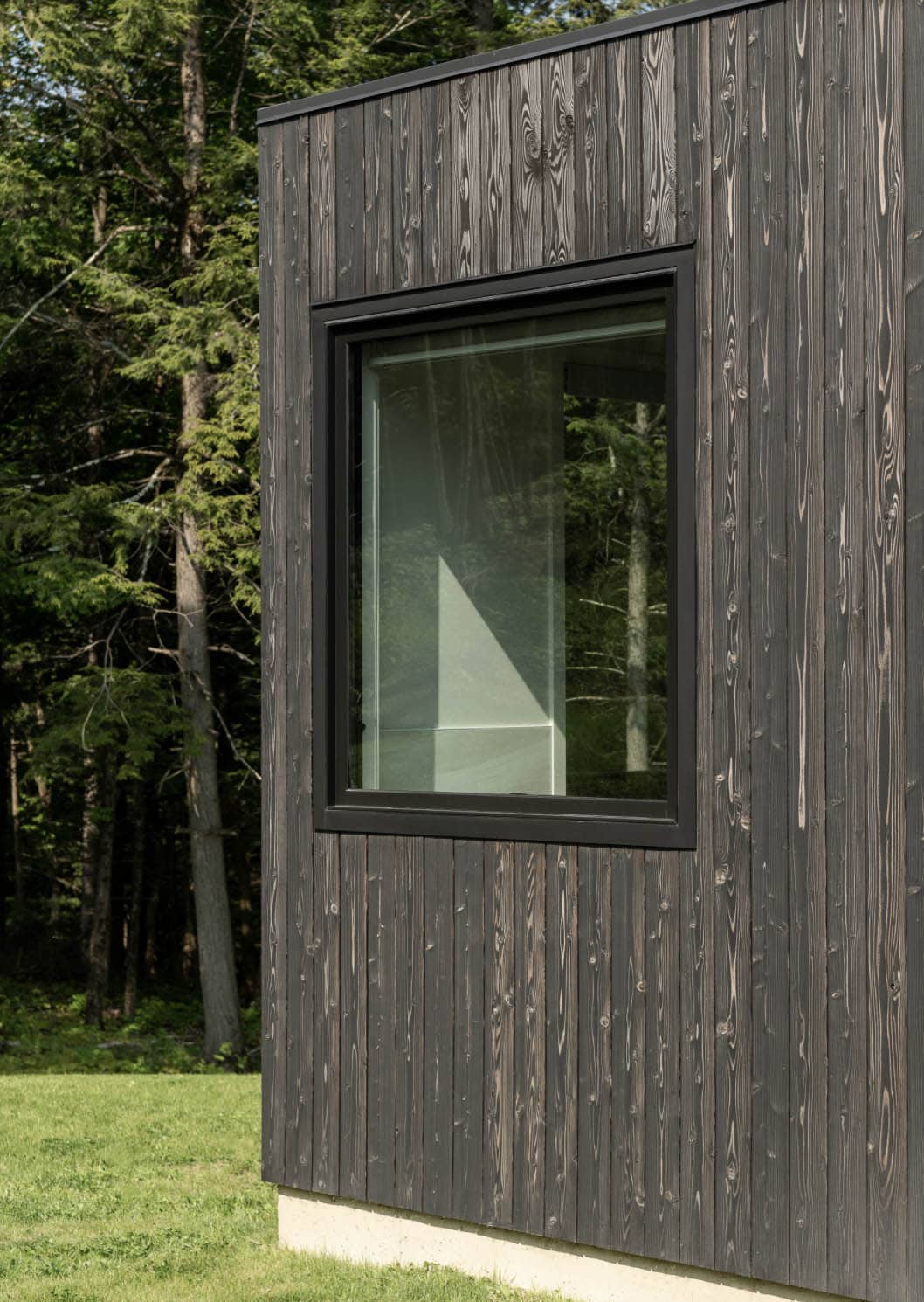modern home exterior window detail