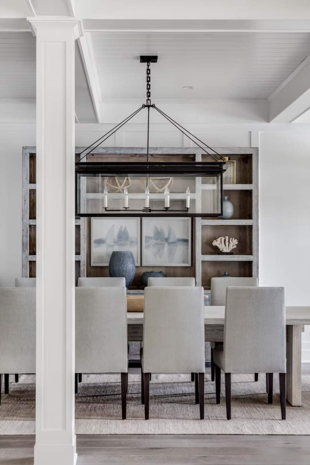 coastal style dining room