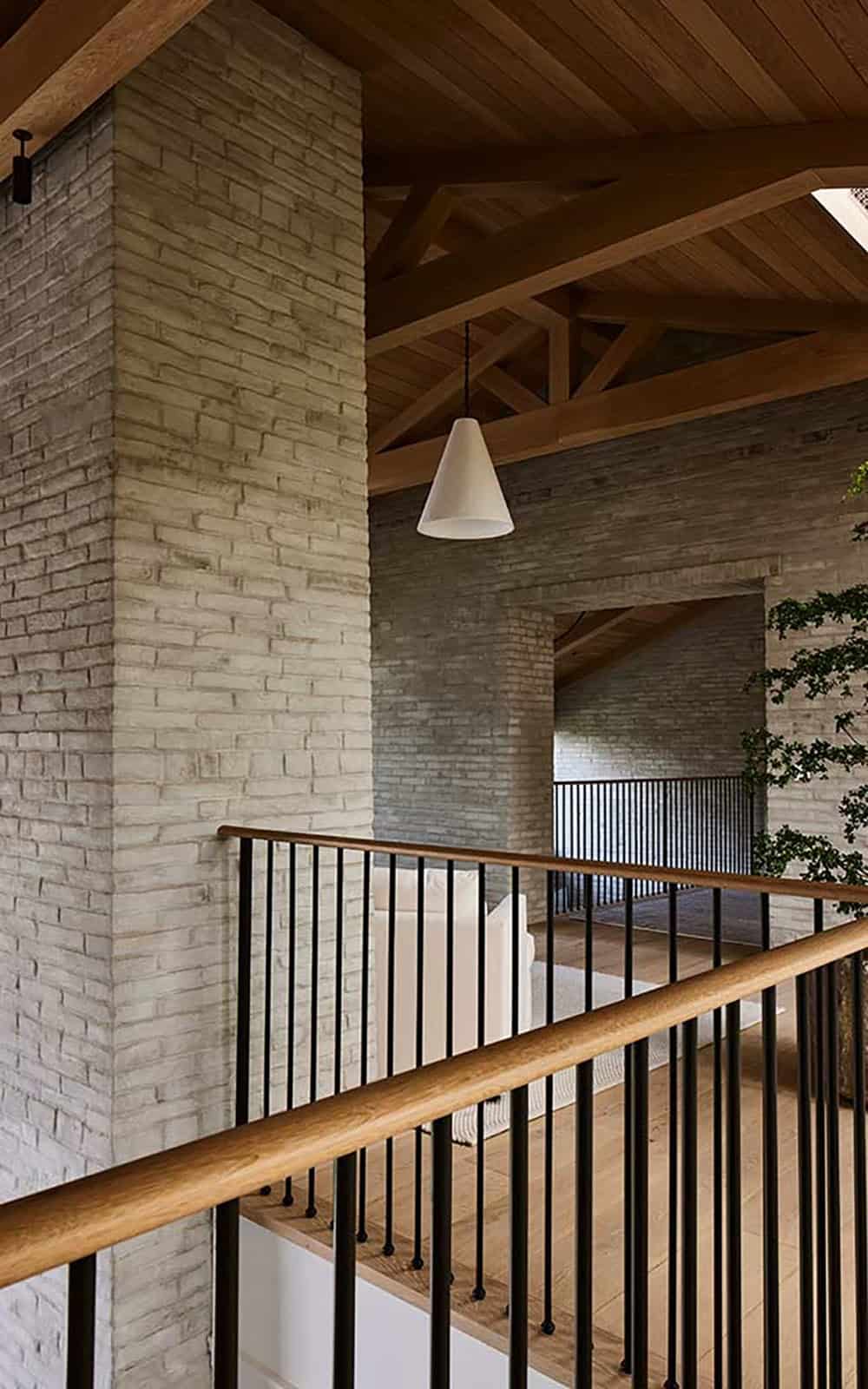 transitiional style staircase