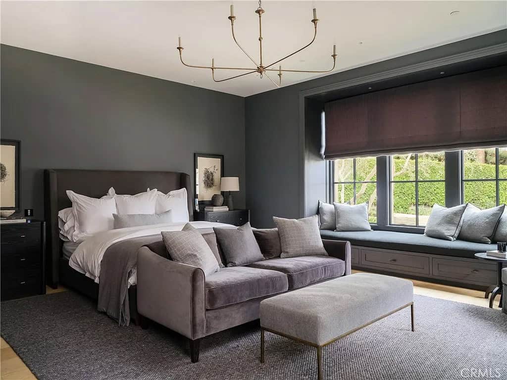 transitiional style bedroom