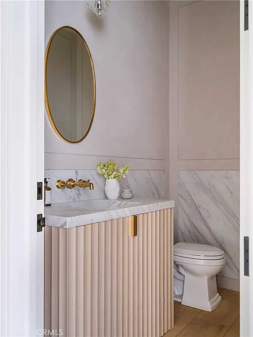 transitiional style bathroom