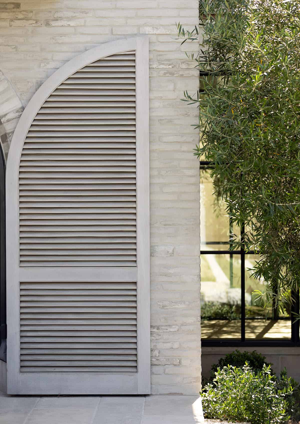 transitiional style home exterior shutter detail