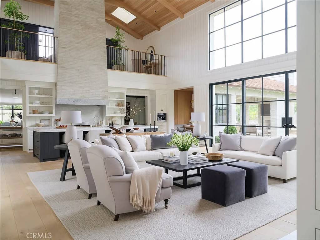 transitiional style great room