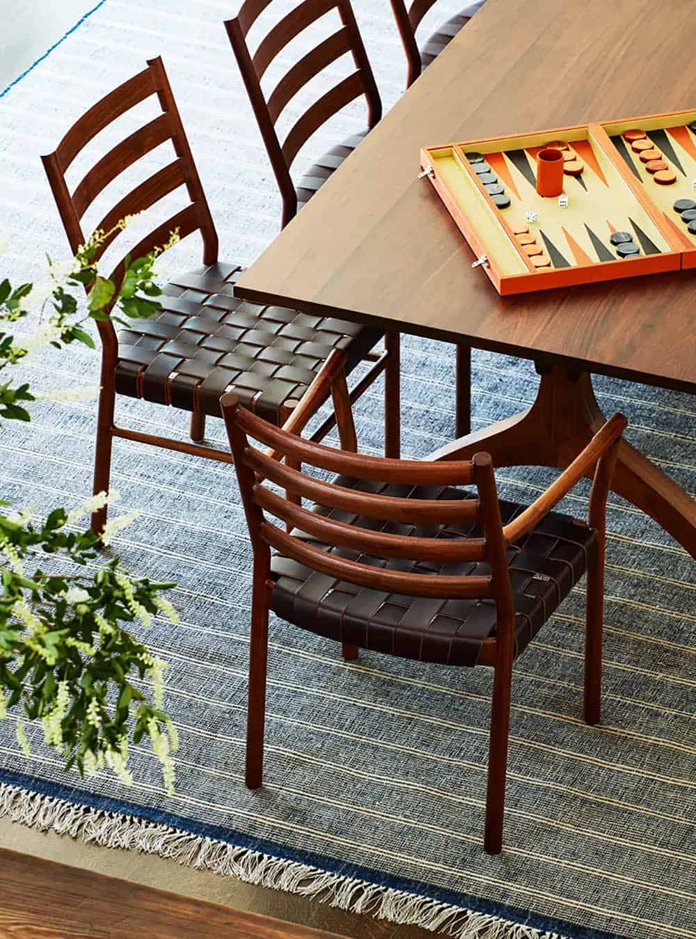 transitional style dining room