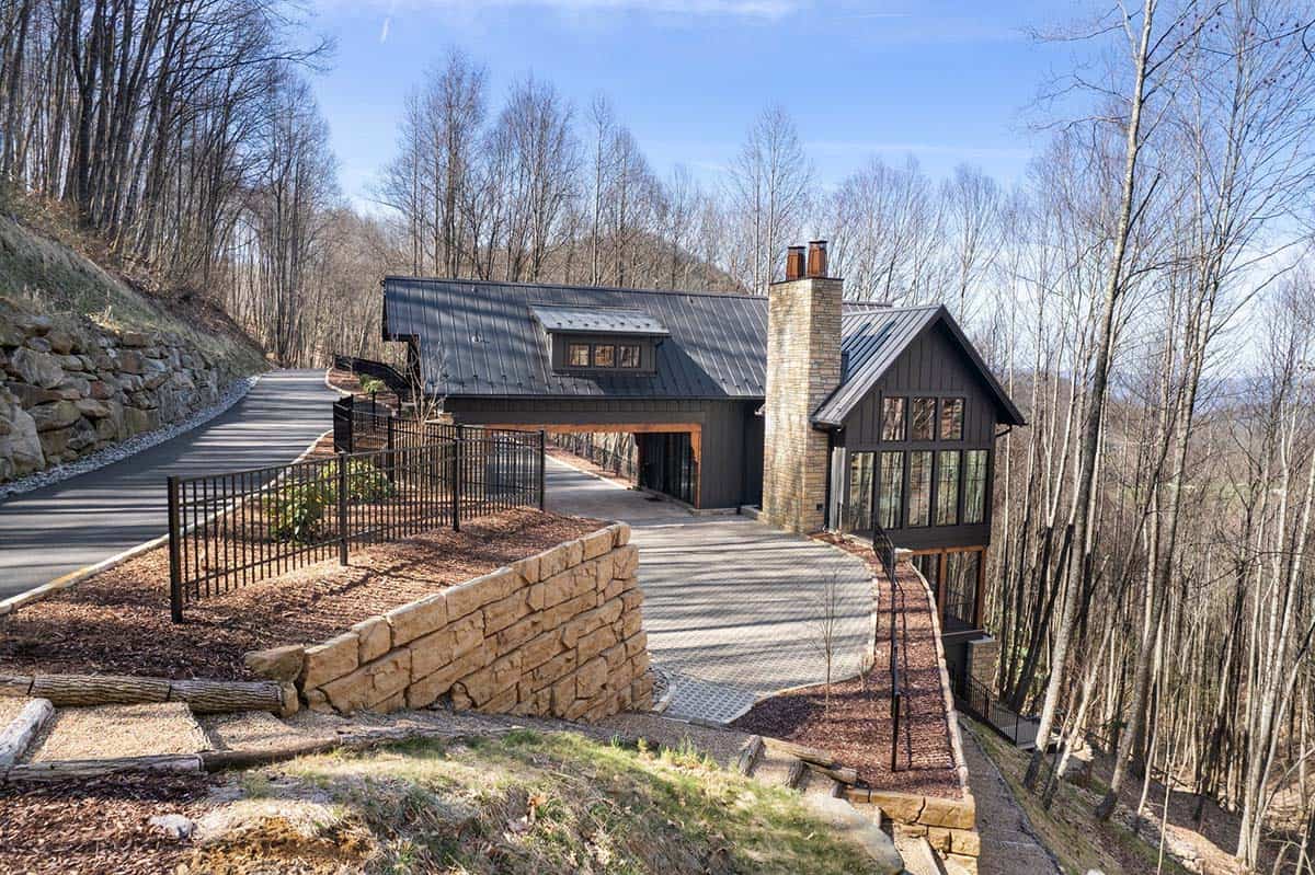 mountain cottage exterior