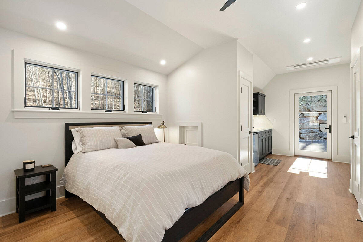 mountain cottage bedroom