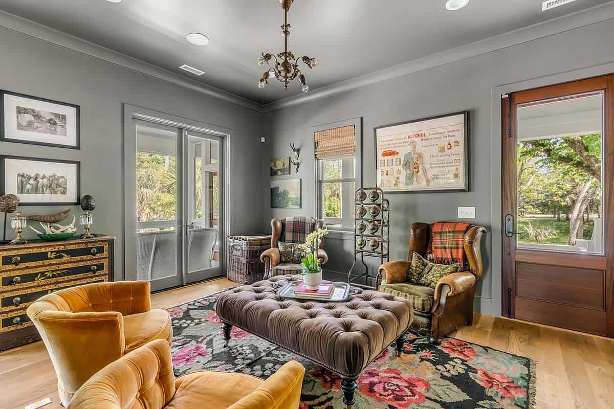 beach style living room