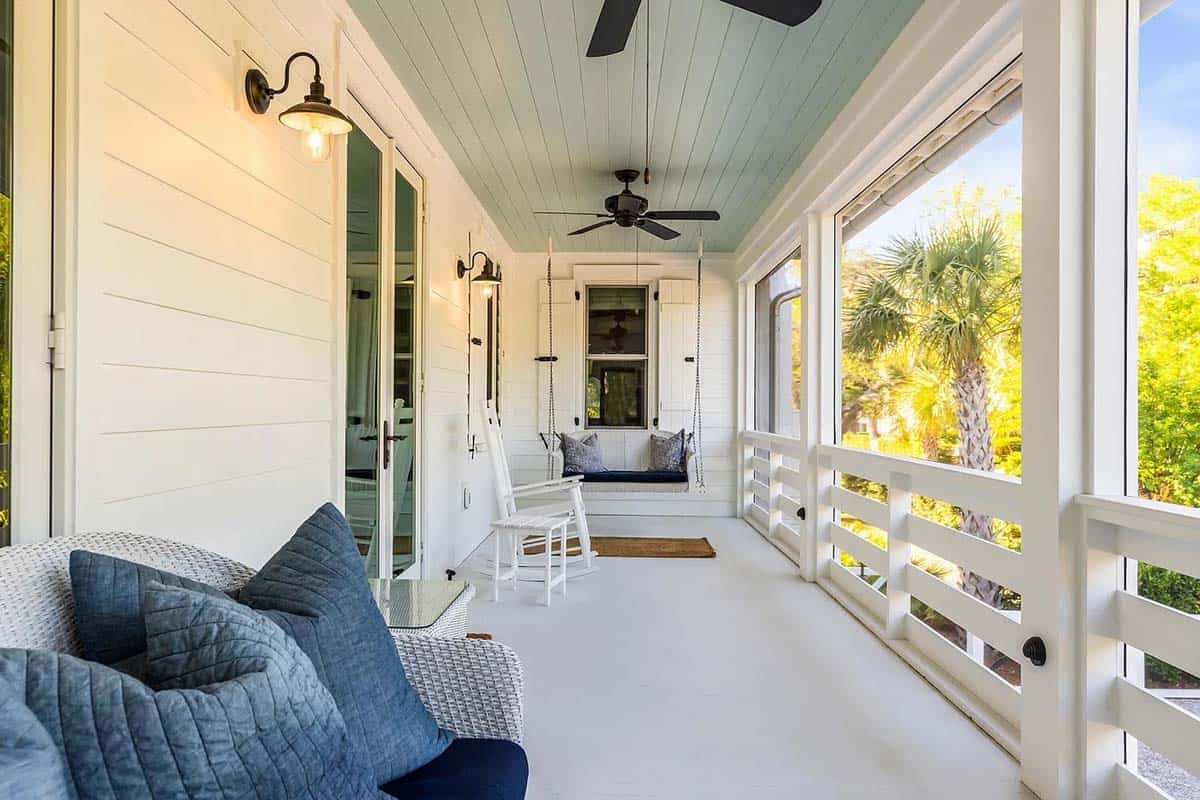 beach style covered front porch