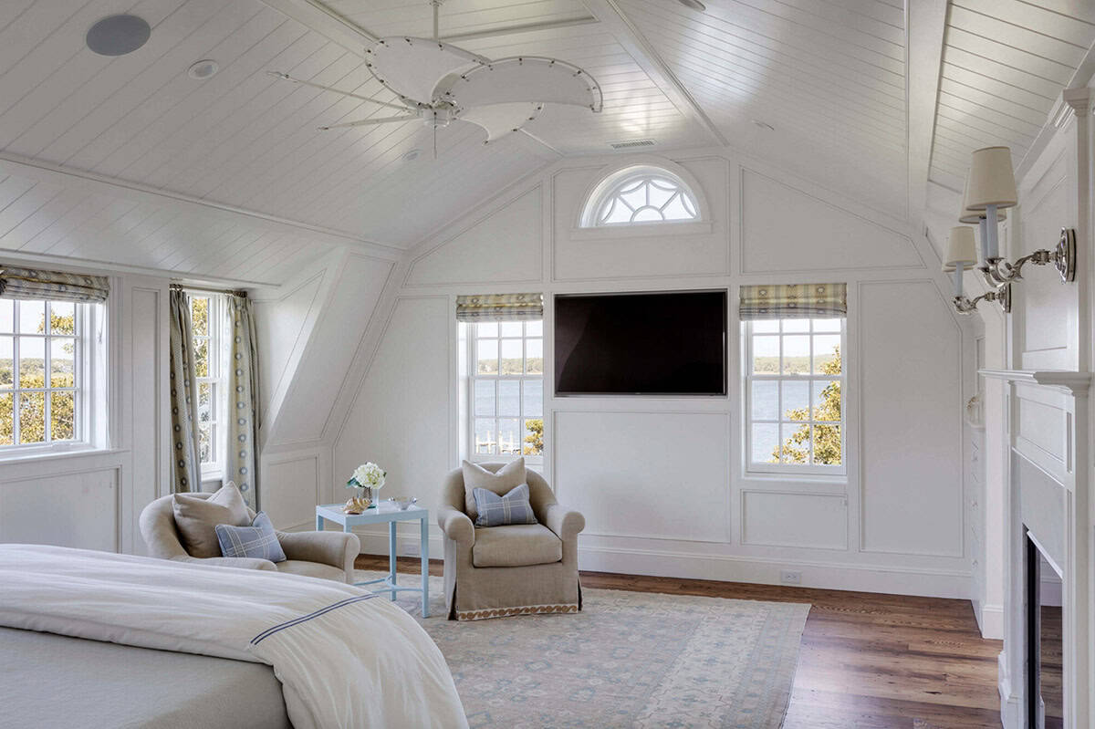 beach style bedroom