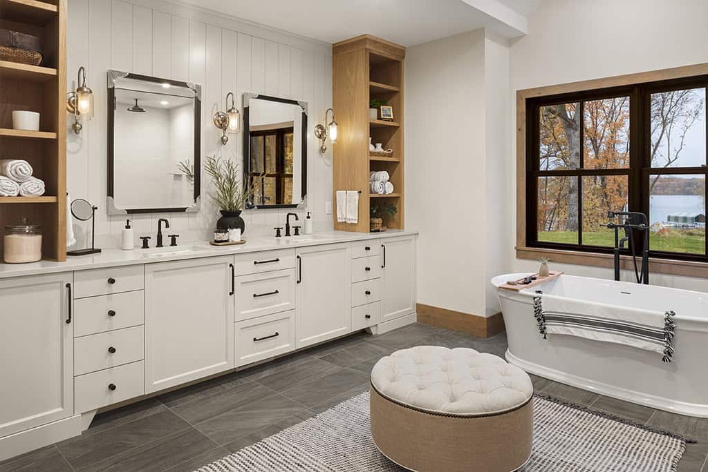 coastal style bathroom