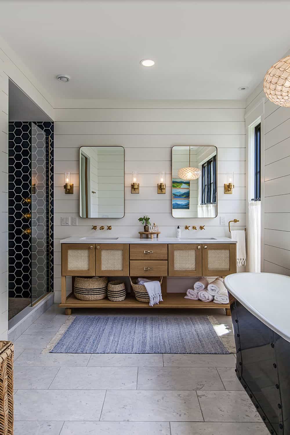 coastal style bathroom