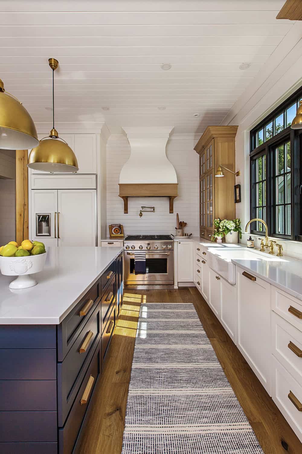 coastal style kitchen