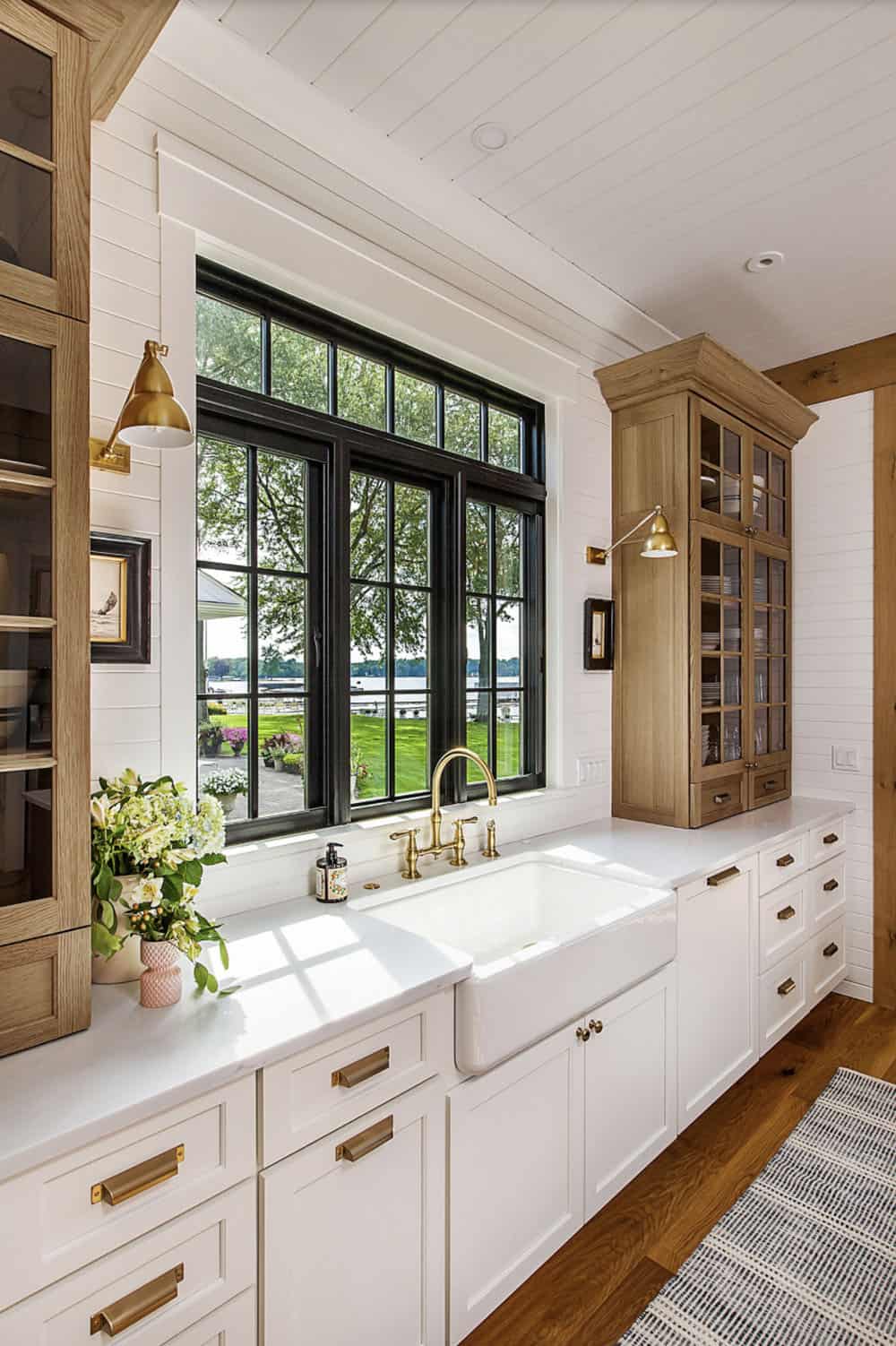 coastal style kitchen