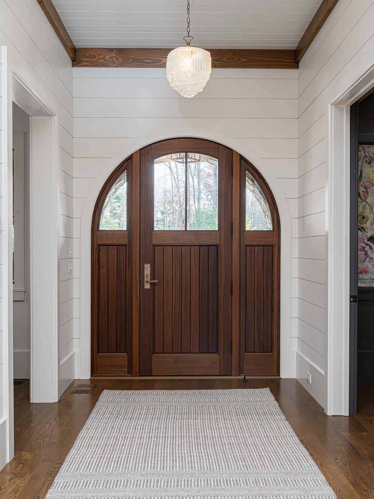 contemporary farmhouse home entry