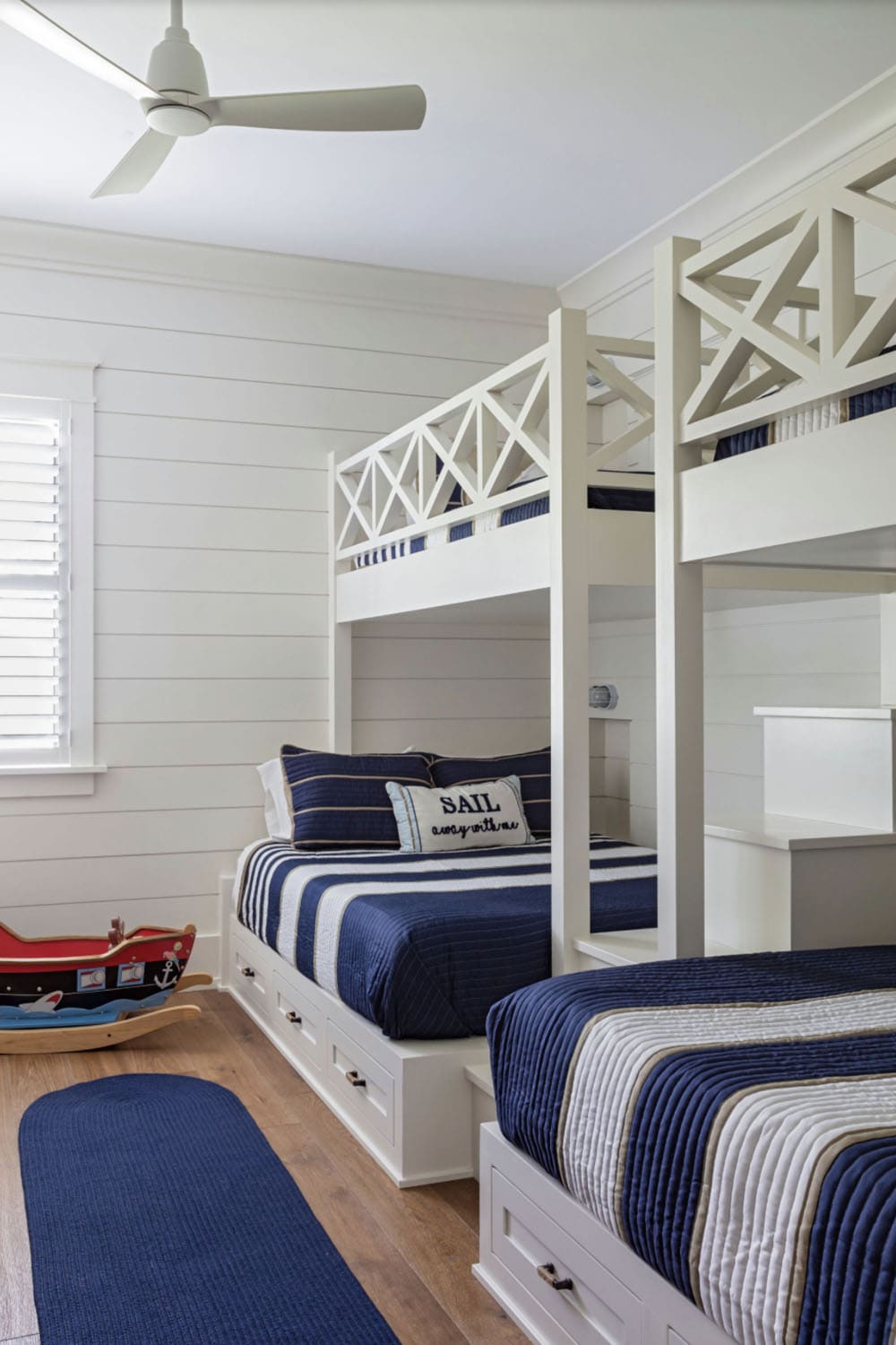 contemporary kids bunk bedroom