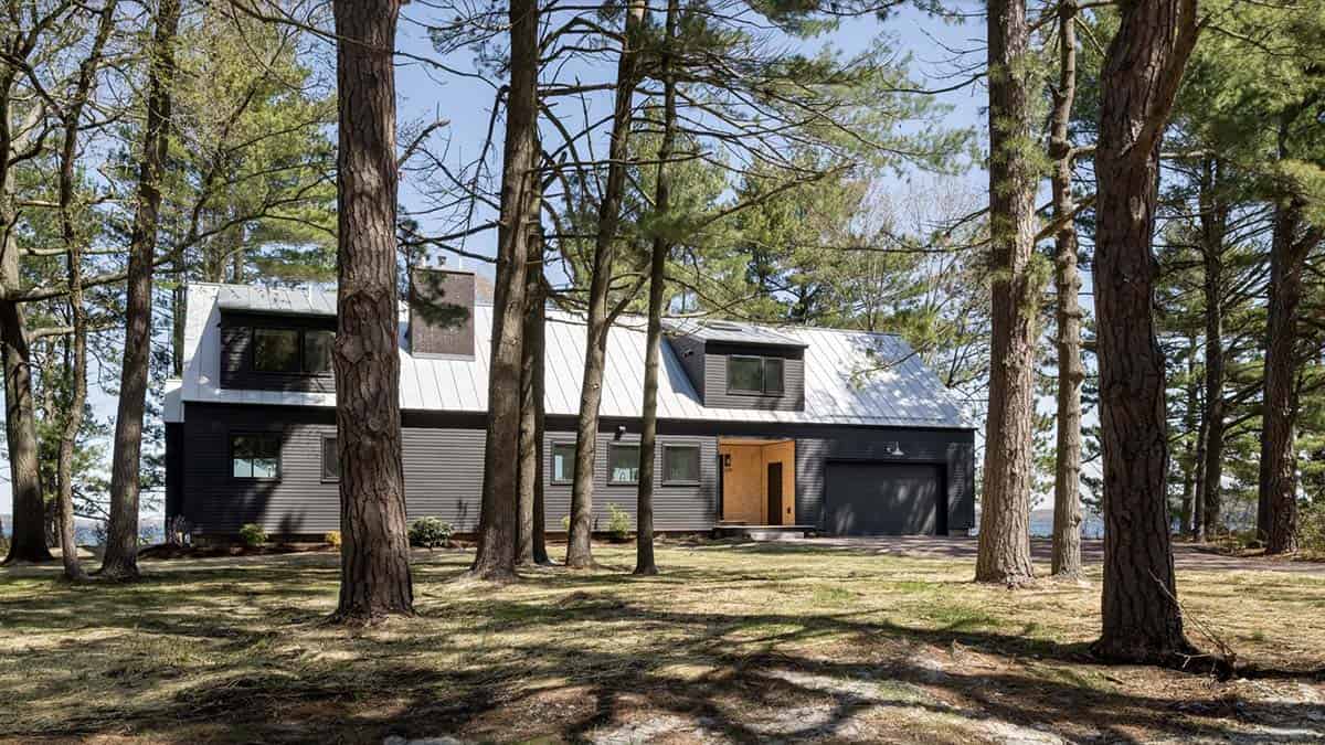 modern lake house exterior