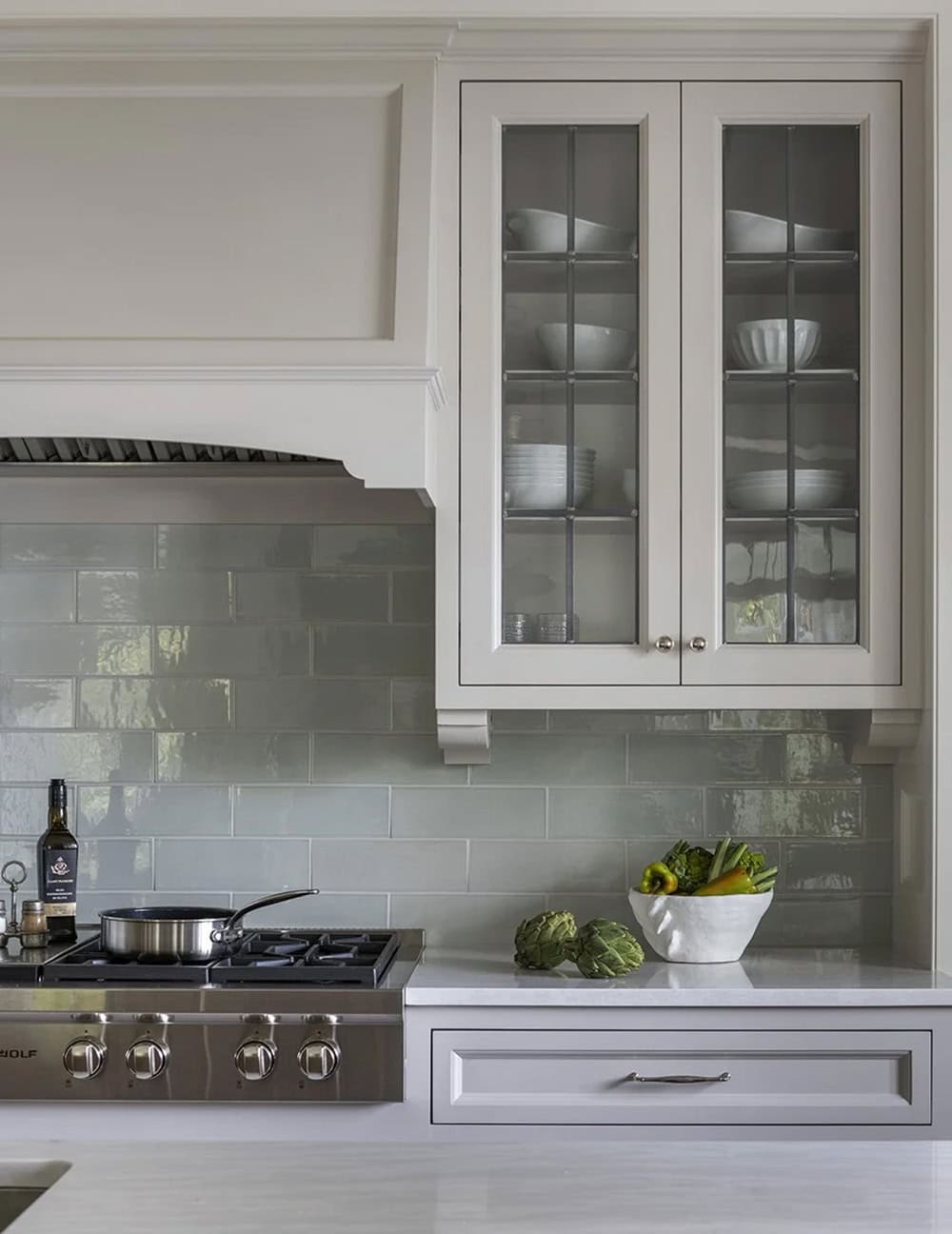 contemporary kitchen range wall detail