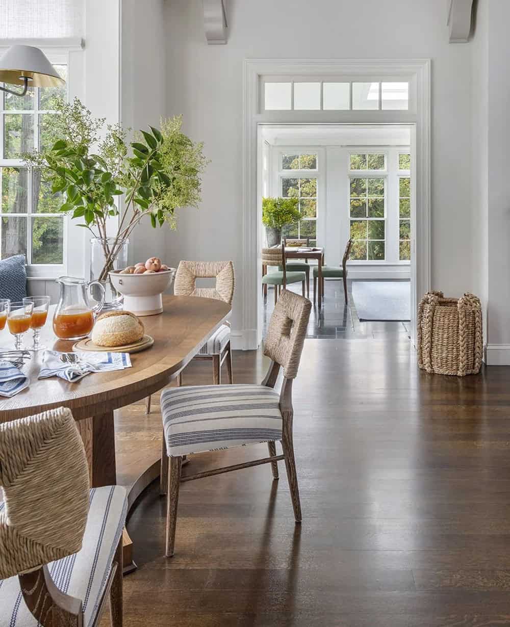 contemporary breakfast nook
