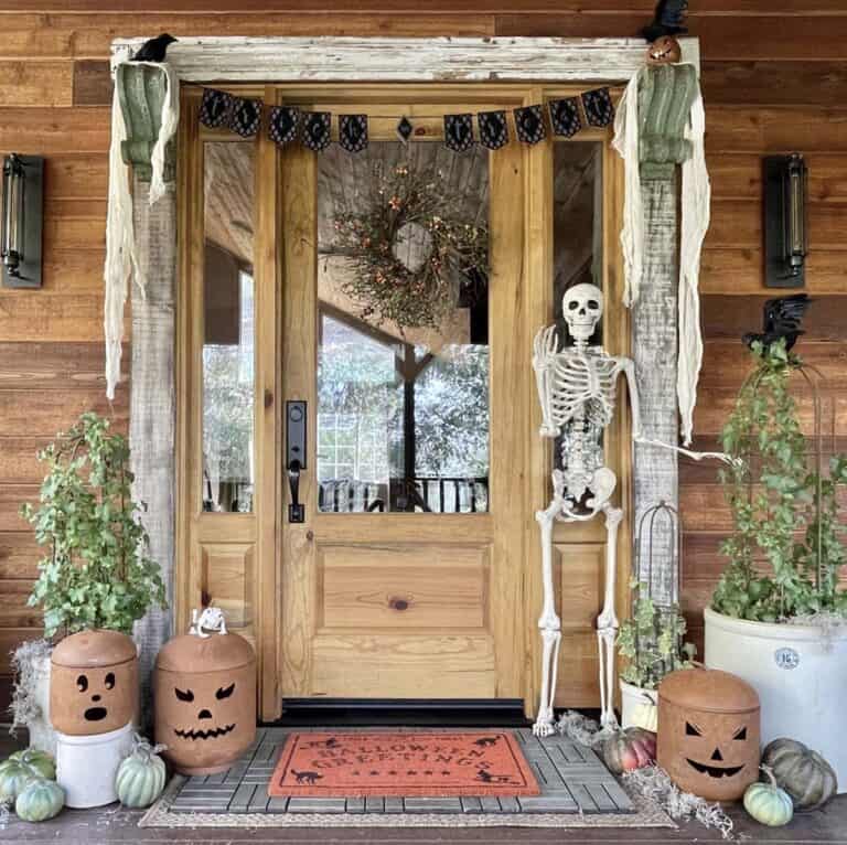 15 Creative Fall Outdoor Decor Ideas To Elevate Your Curb Appeal
