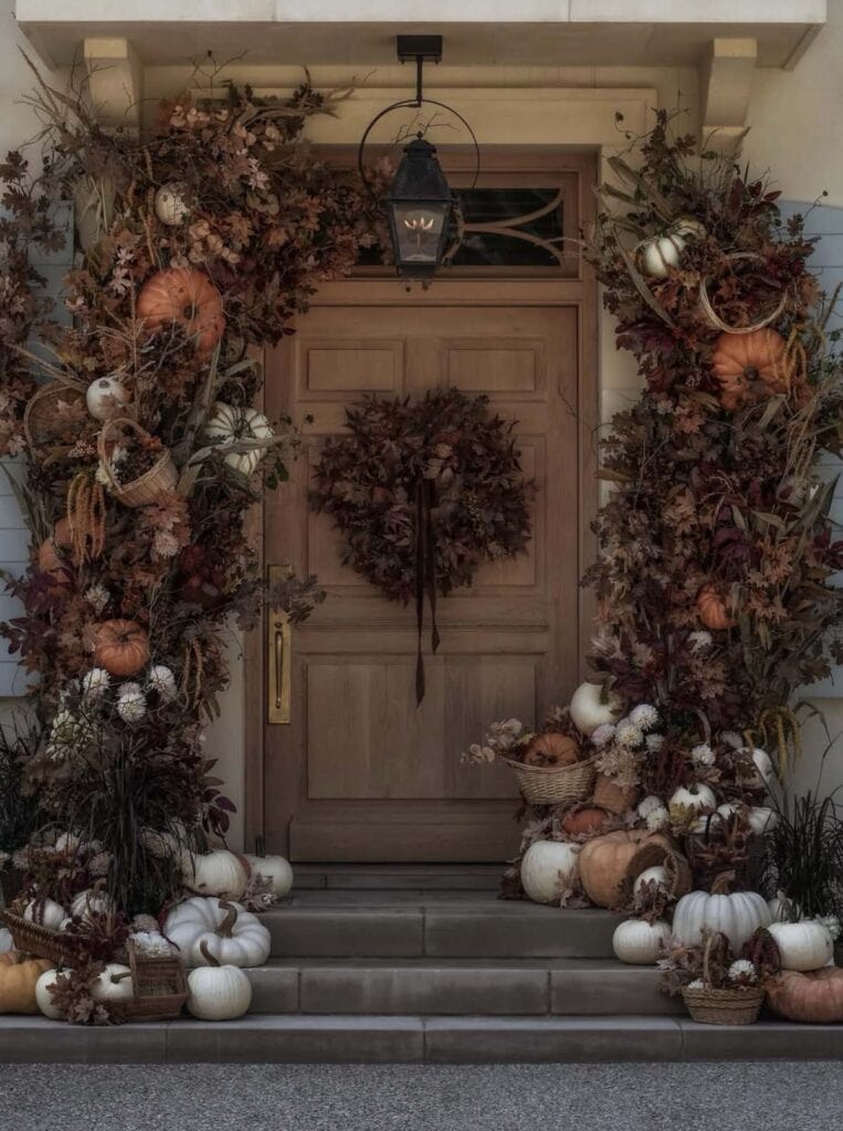 15 Creative Fall Outdoor Decor Ideas To Elevate Your Curb Appeal