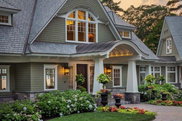 featured posts image for Tour this lakeside sanctuary overlooking the picturesque Lake Winnipesaukee