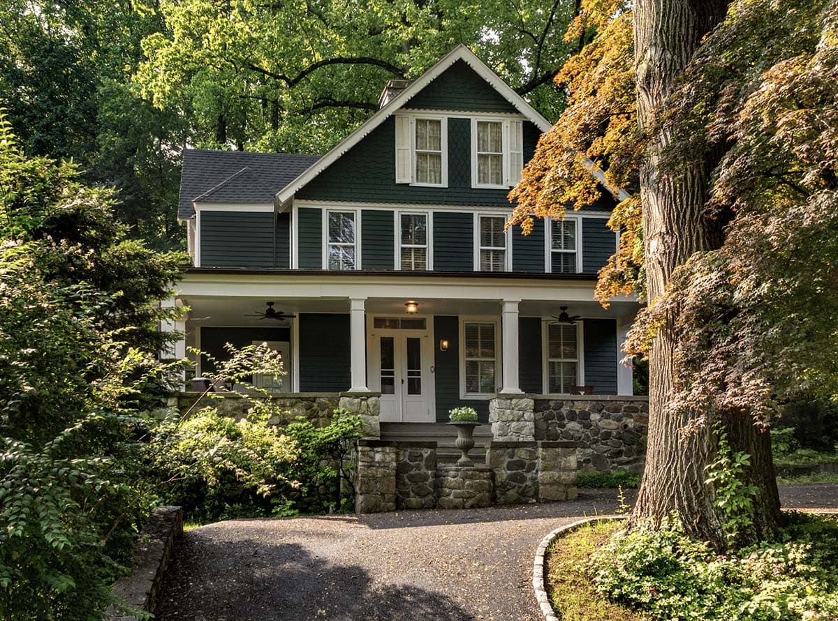 craftsman style house exterior