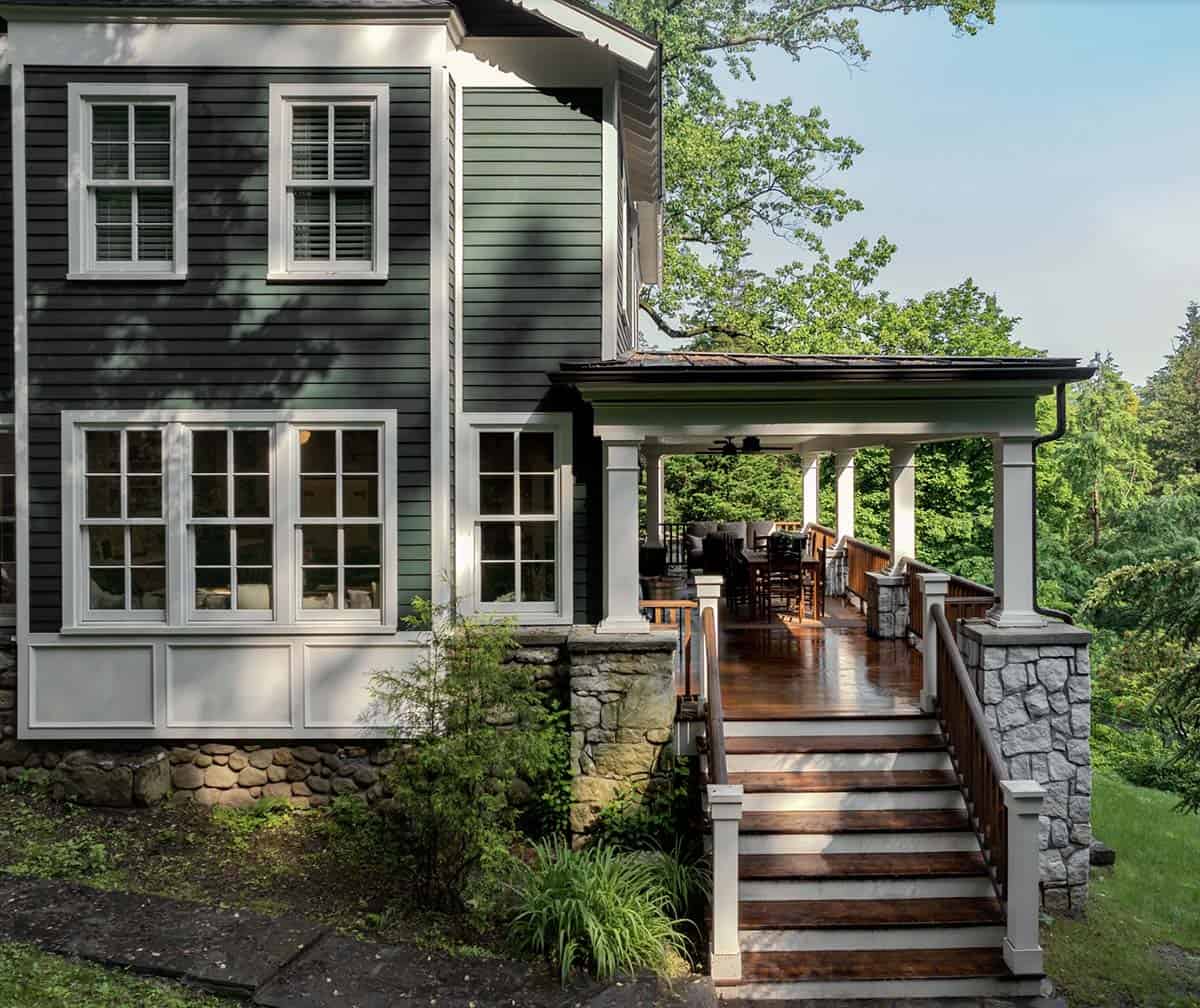 craftsman style house exterior with stairs