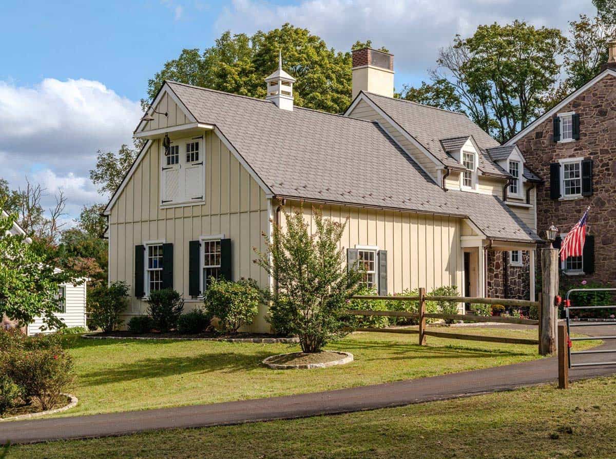 farmhouse home exterior