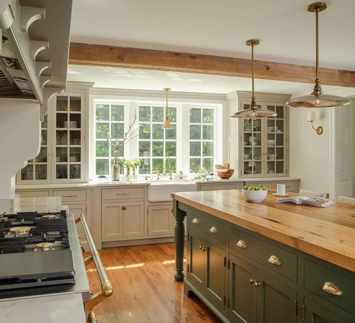 traditonal style kitchen