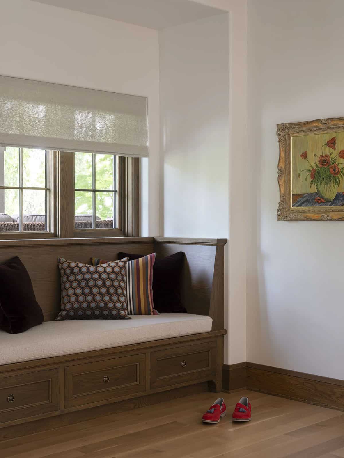 contemporary built-in window seat