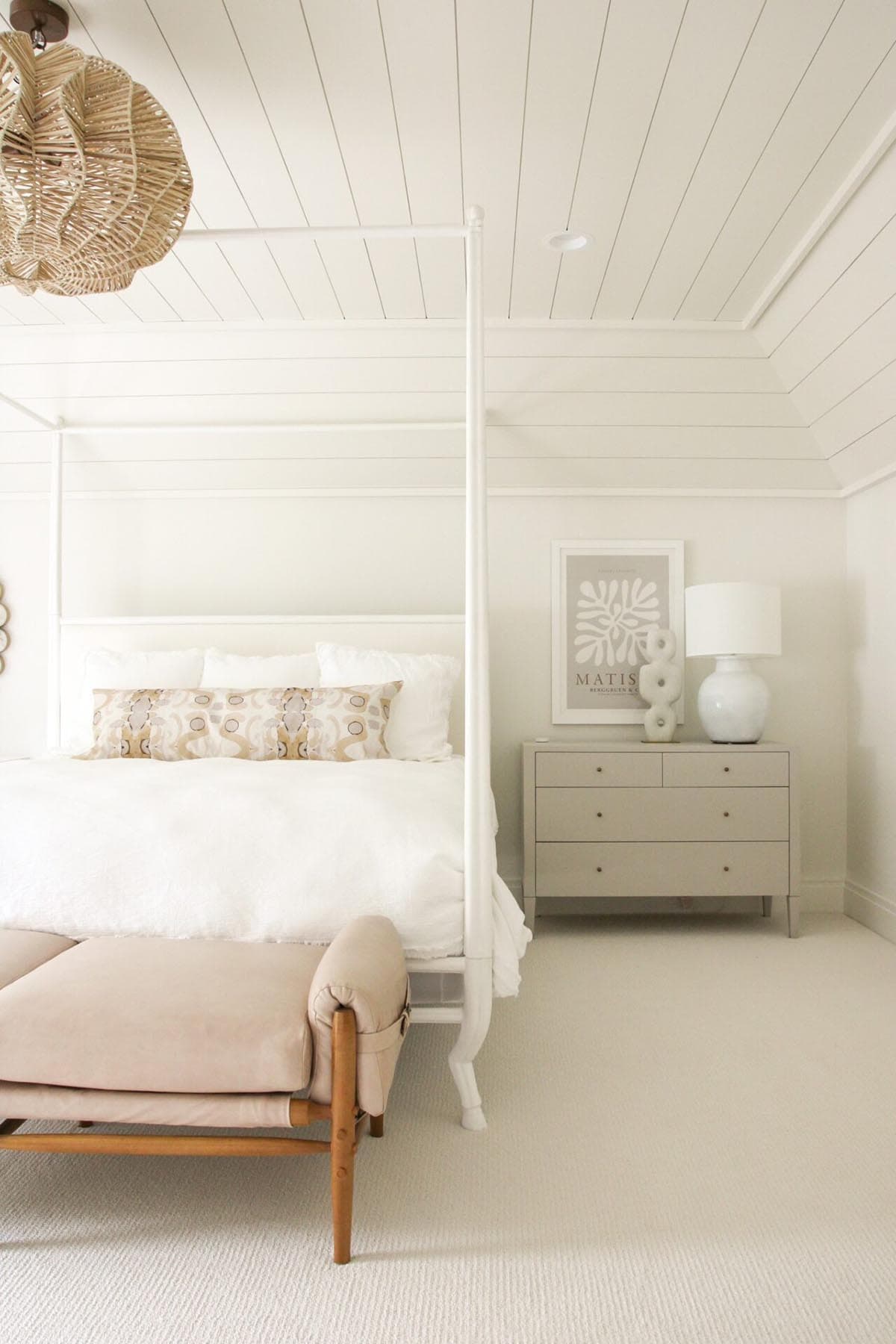 contemporary bedroom
