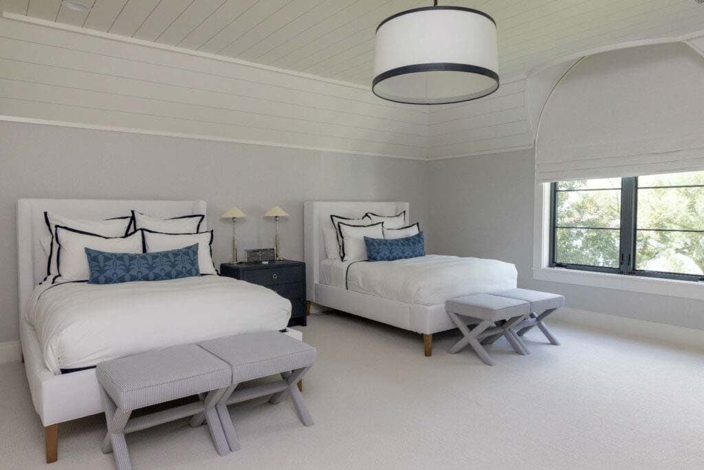 contemporary bedroom