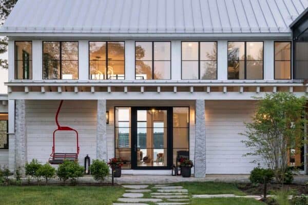 featured posts image for A New Hampshire lakefront house with dreamy views of Lake Winnipesaukee