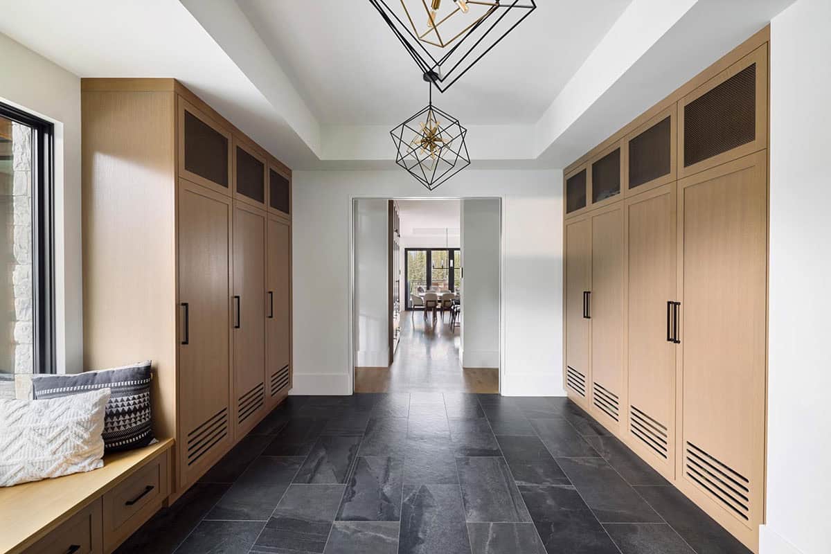 modern mountain style mudroom