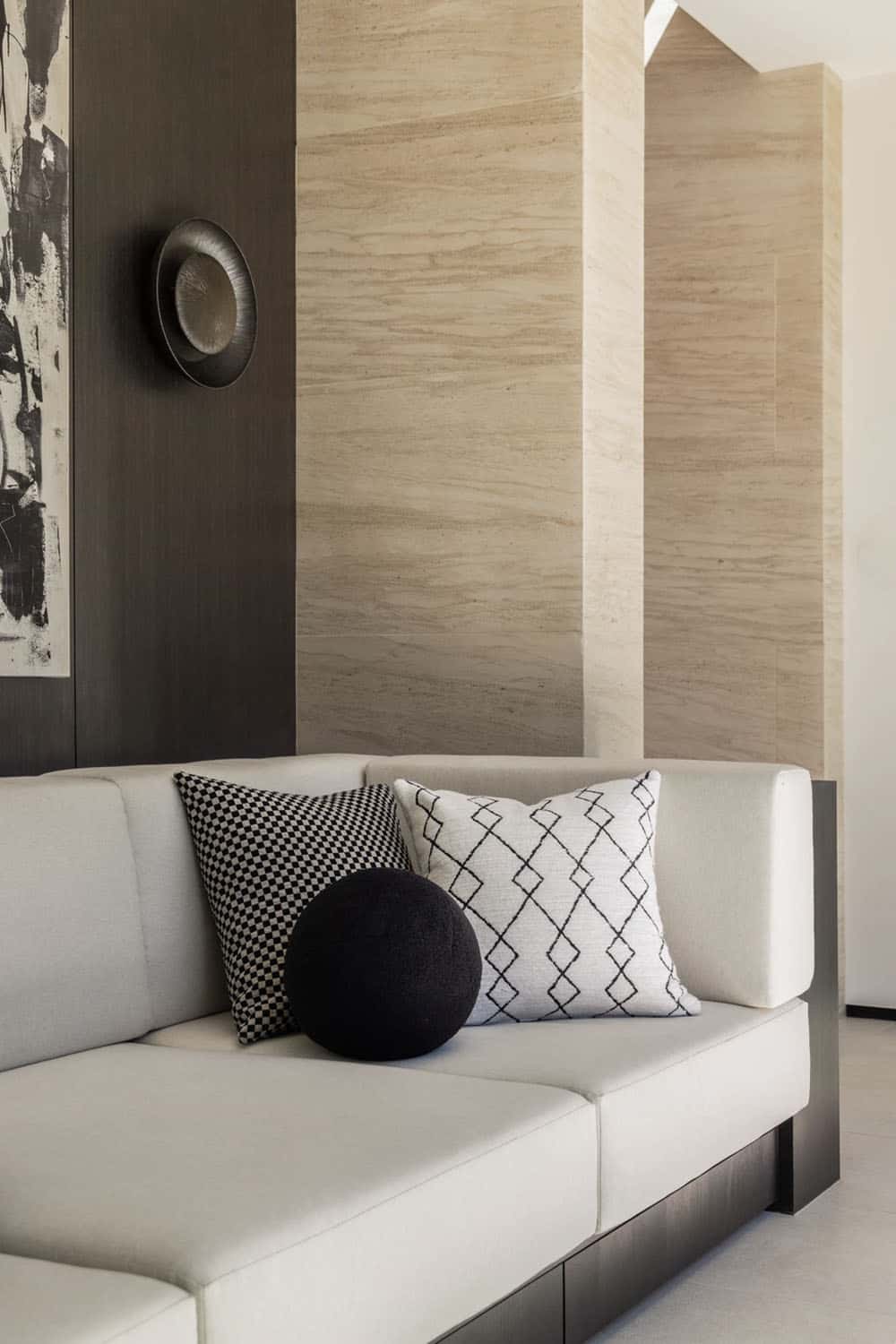  modern famiily room