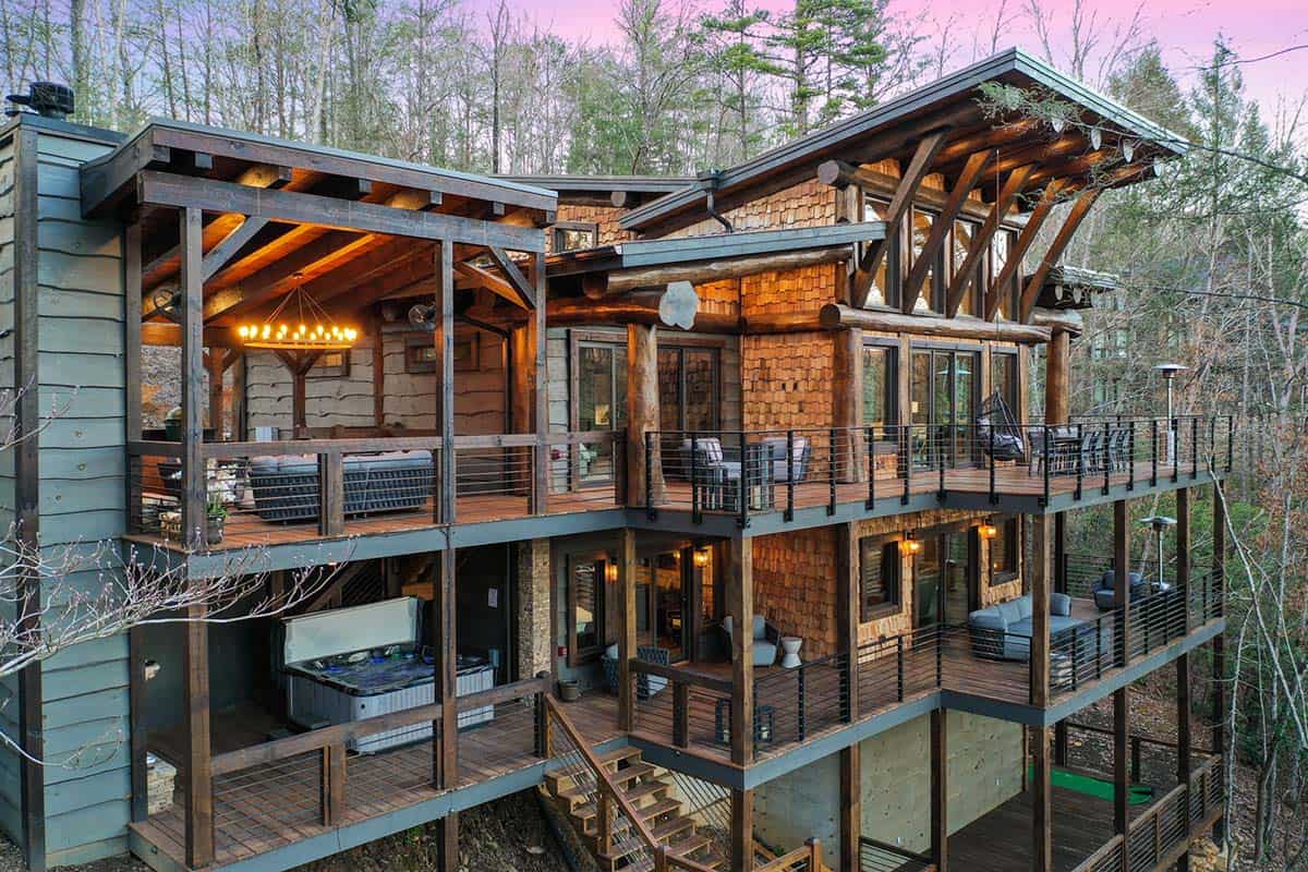 modern rustic log frame cabin exterior
