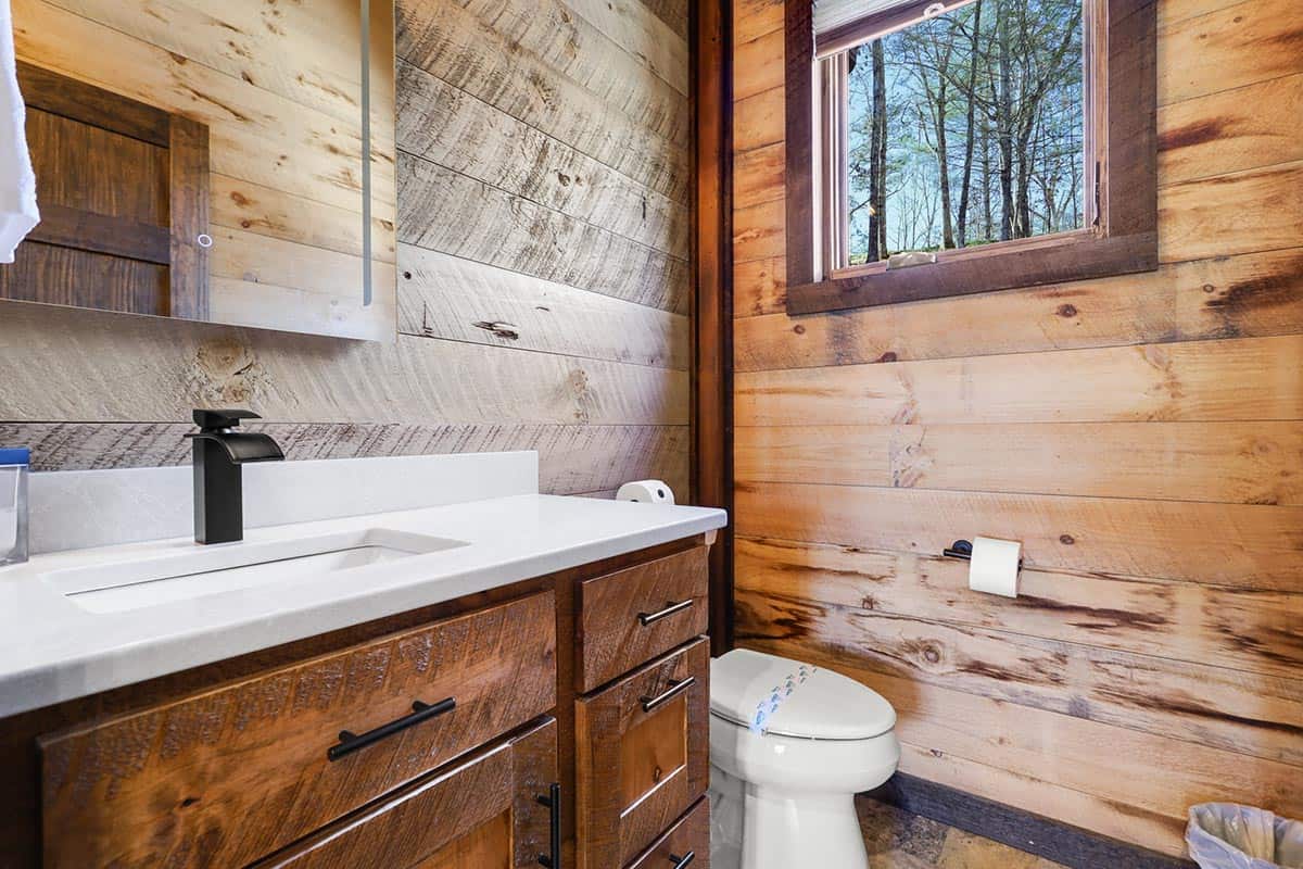 modern rustic bathroom