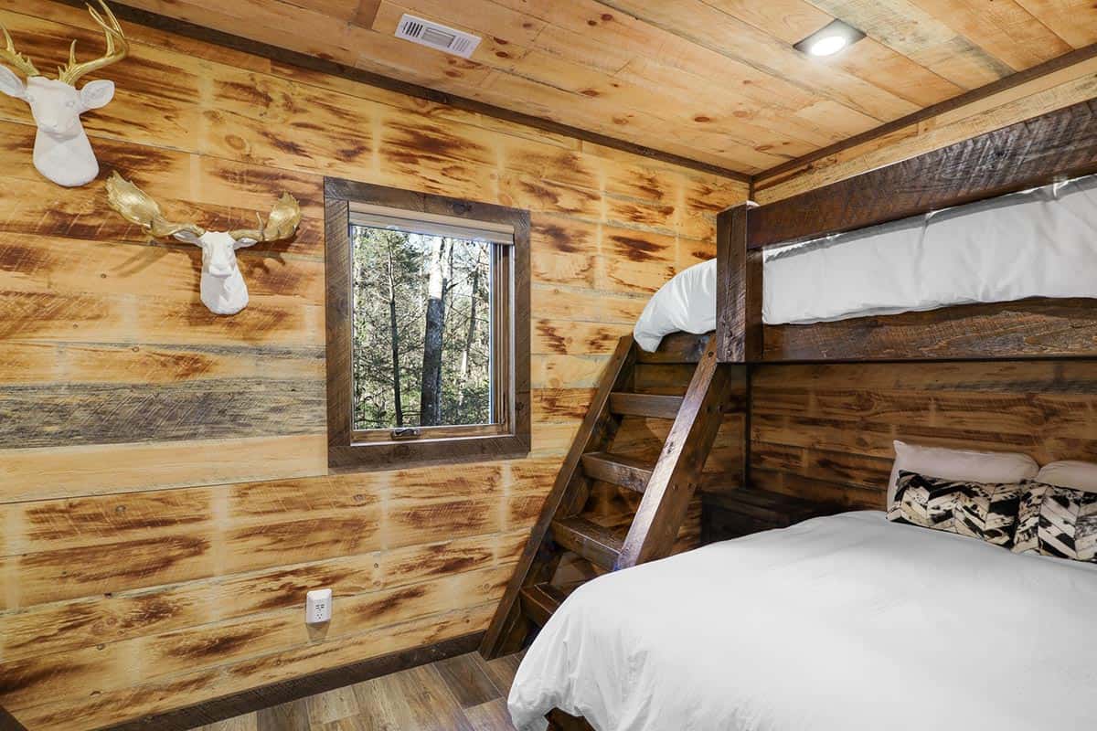 modern rustic bunk bedroom