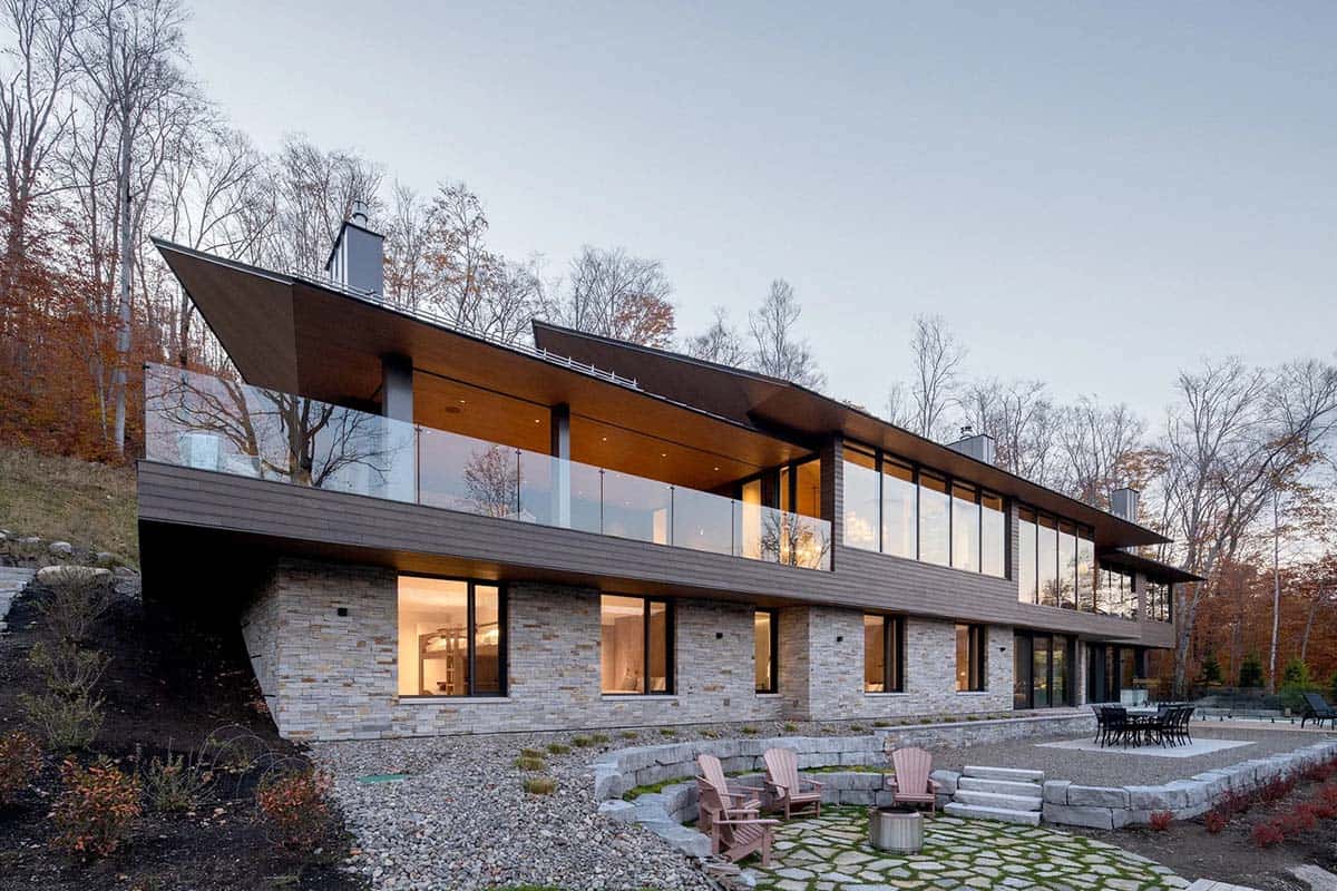 mountain house exterior backyard with a fire pit