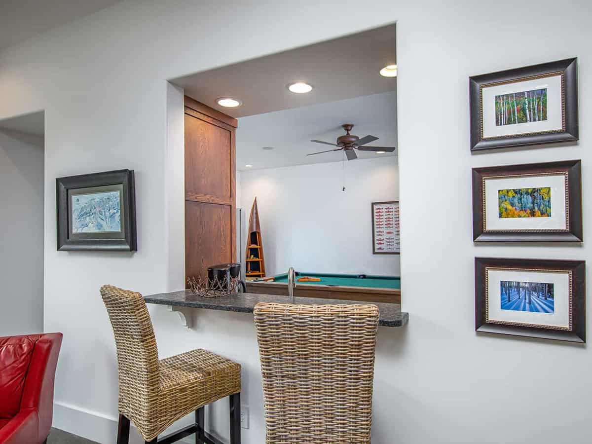 mountain ranch style lower level home bar