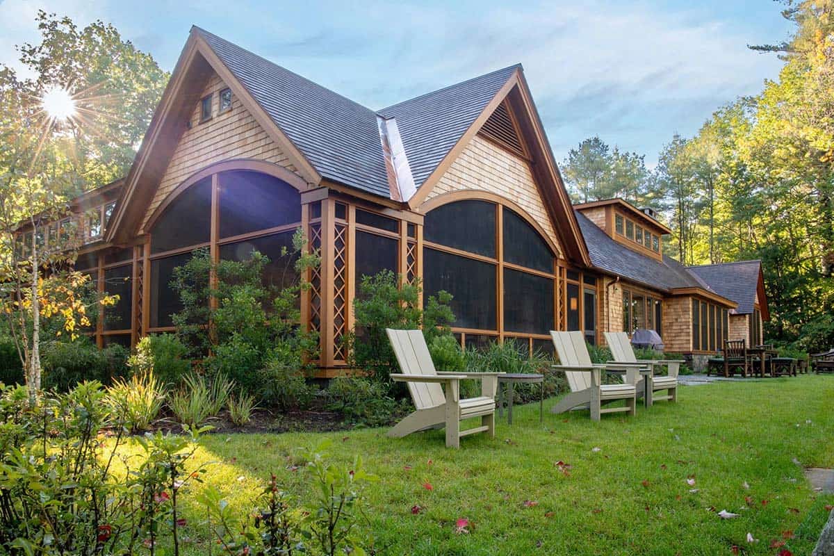 rustic modern house exterior backyard view