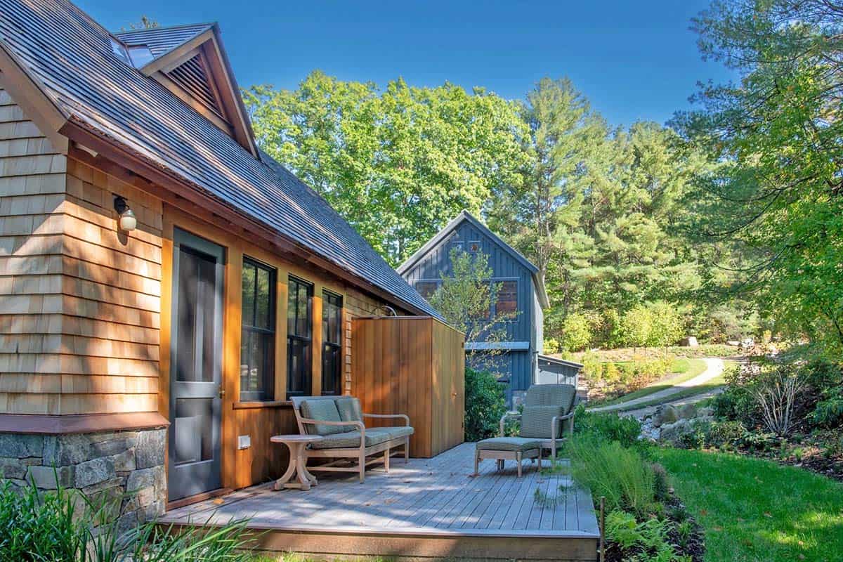 rustic modern house exterior