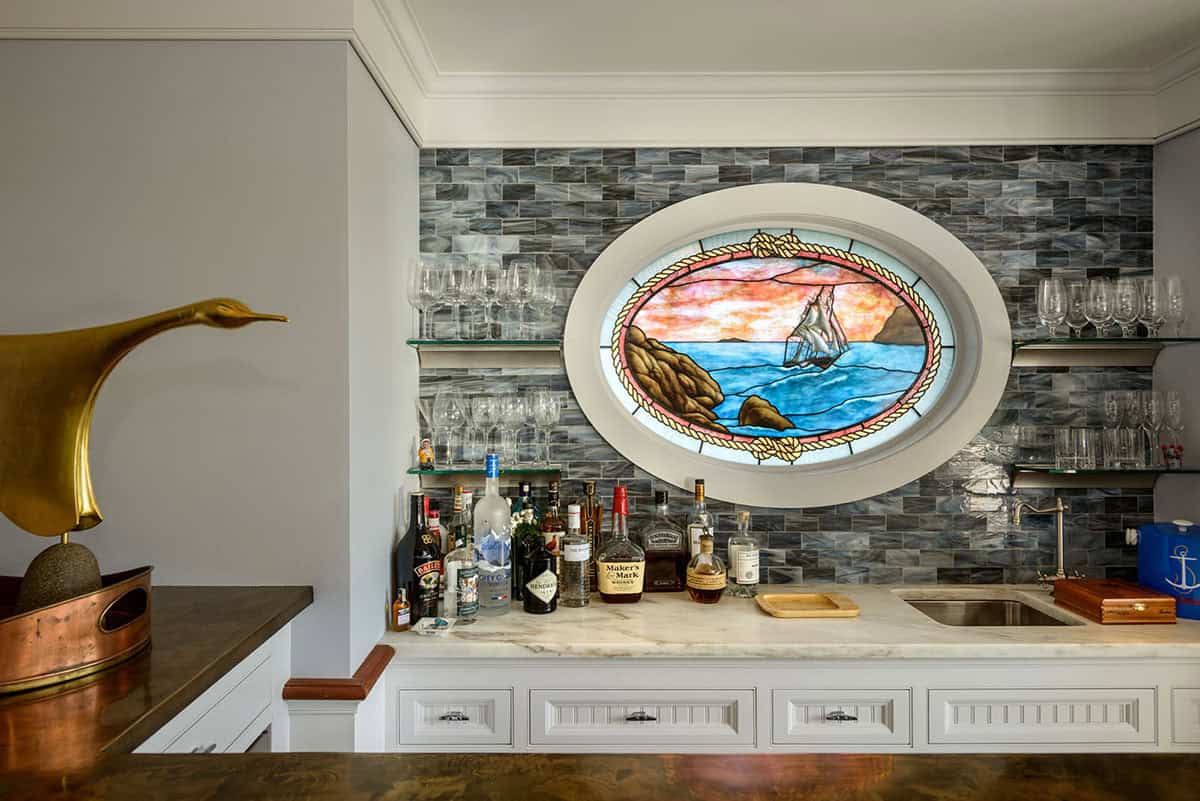 Beach Style Home Bar