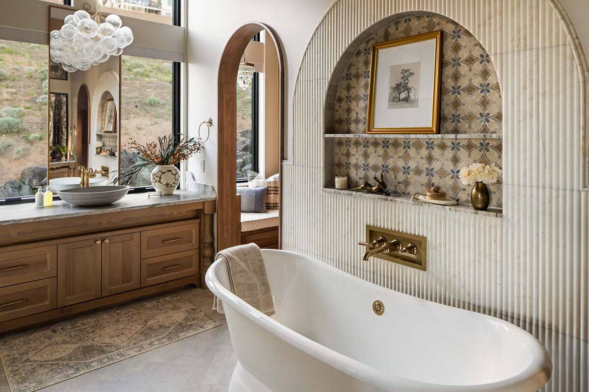 contemporary bathroom