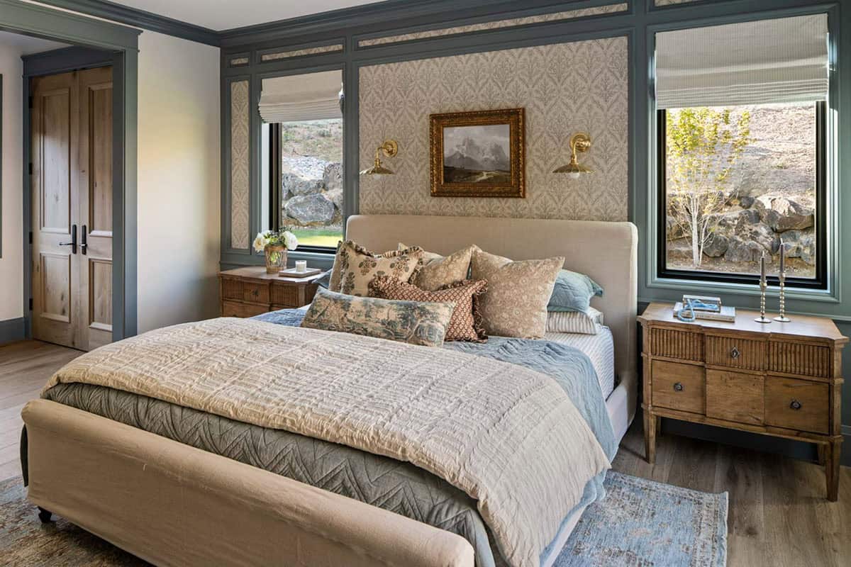 contemporary bedroom
