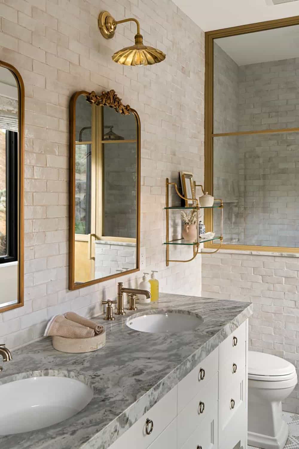 contemporary bathroom
