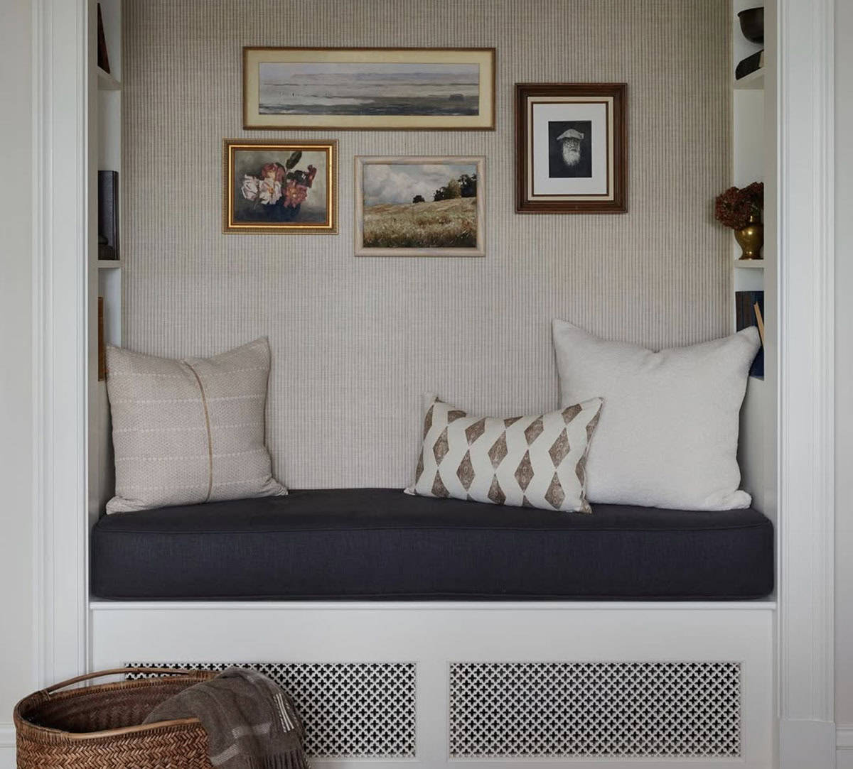 contemporary keeping room with a built-in reading nook