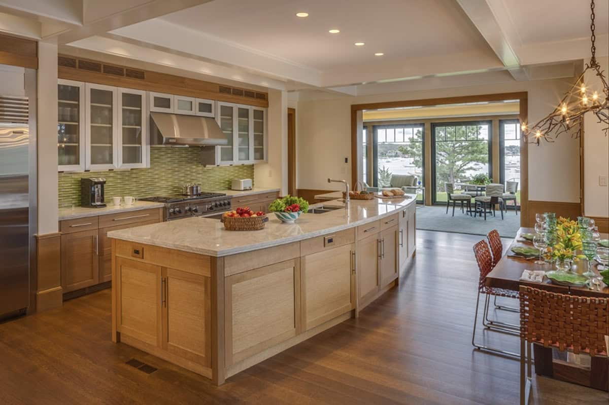 beach style kitchen